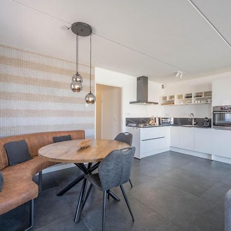 Meerzicht 24 - Luxury Family Accommodation With Beautiful Lake Side View Uitgeest Eksteriør billede