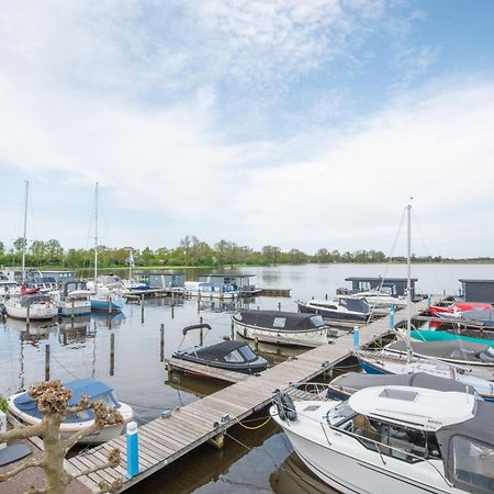 Meerzicht 24 - Luxury Family Accommodation With Beautiful Lake Side View Uitgeest Eksteriør billede