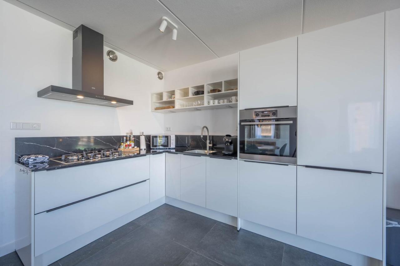 Meerzicht 24 - Luxury Family Accommodation With Beautiful Lake Side View Uitgeest Eksteriør billede