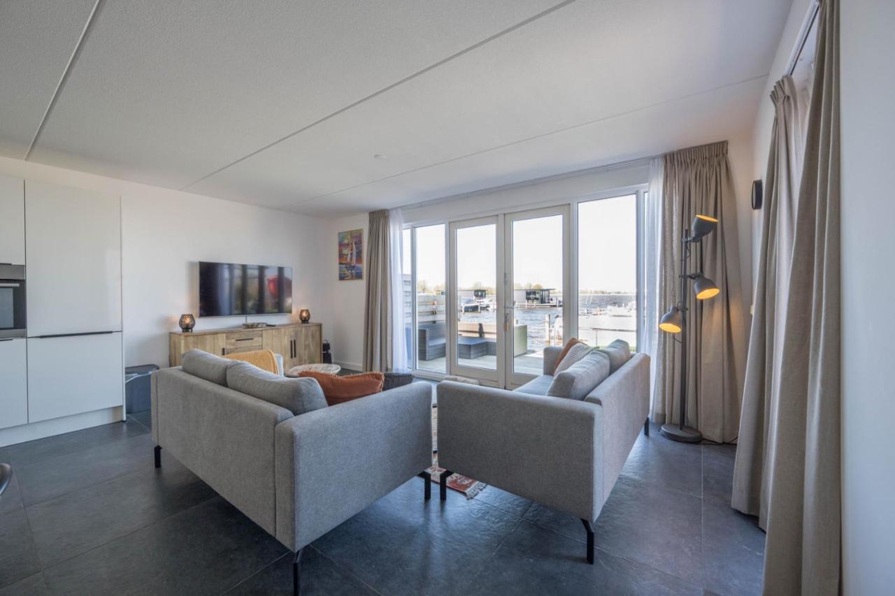 Meerzicht 24 - Luxury Family Accommodation With Beautiful Lake Side View Uitgeest Eksteriør billede